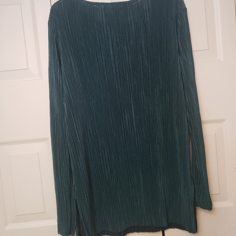 Top Blouse - Picture 2 of 2